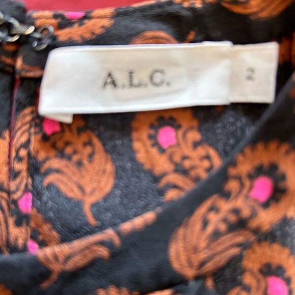 A.L.C. Women's Iggy Draped Silk Dahlia Top Size 2 - Picture 6 of 6